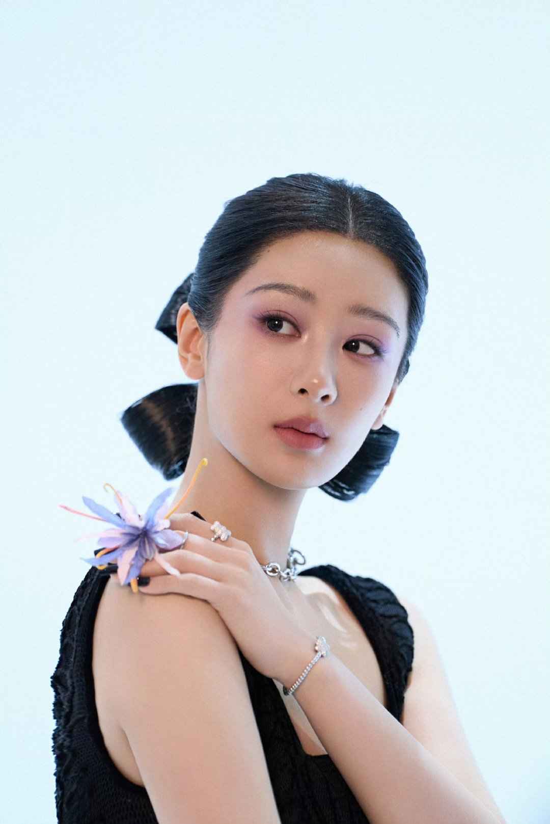 马思纯说杨紫是劳模马思纯认证的劳模！杨紫这工作量，真的没谁了