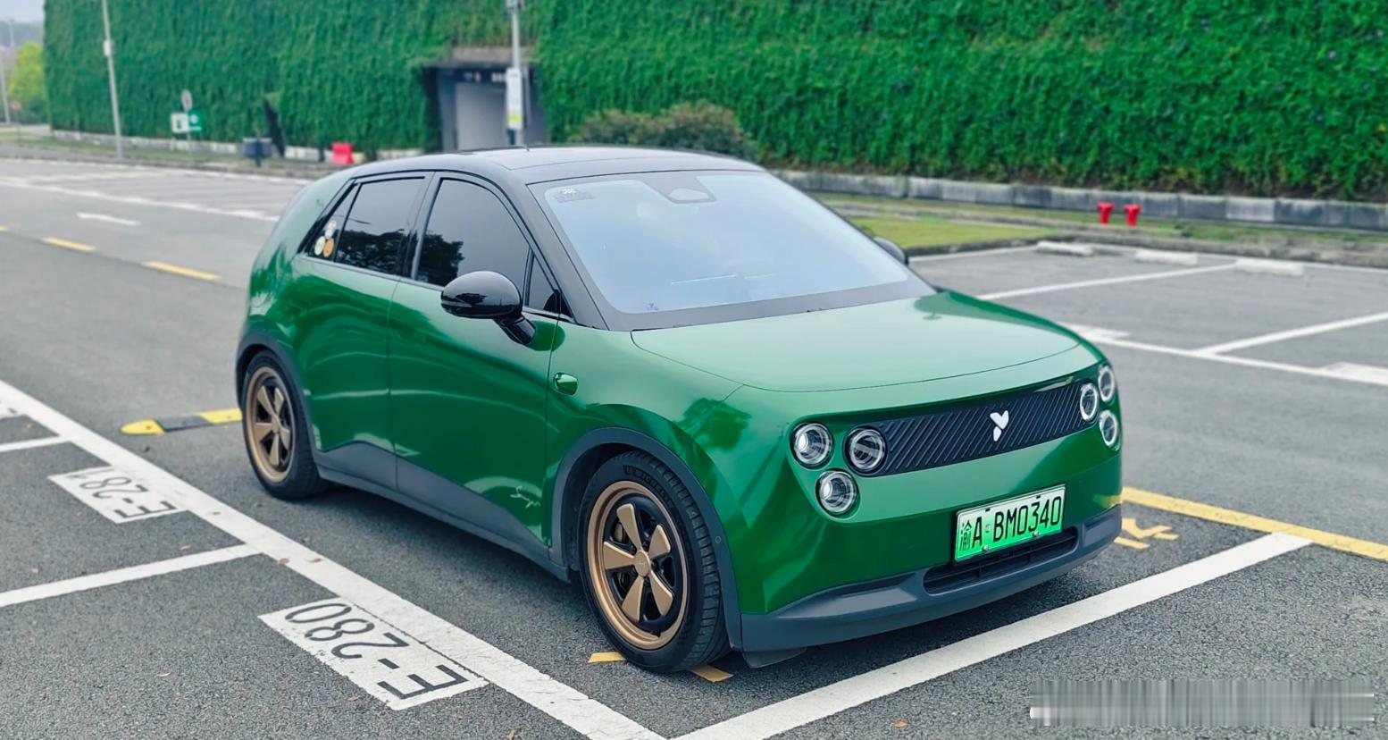 复古萤火虫，车主的品味很独特！