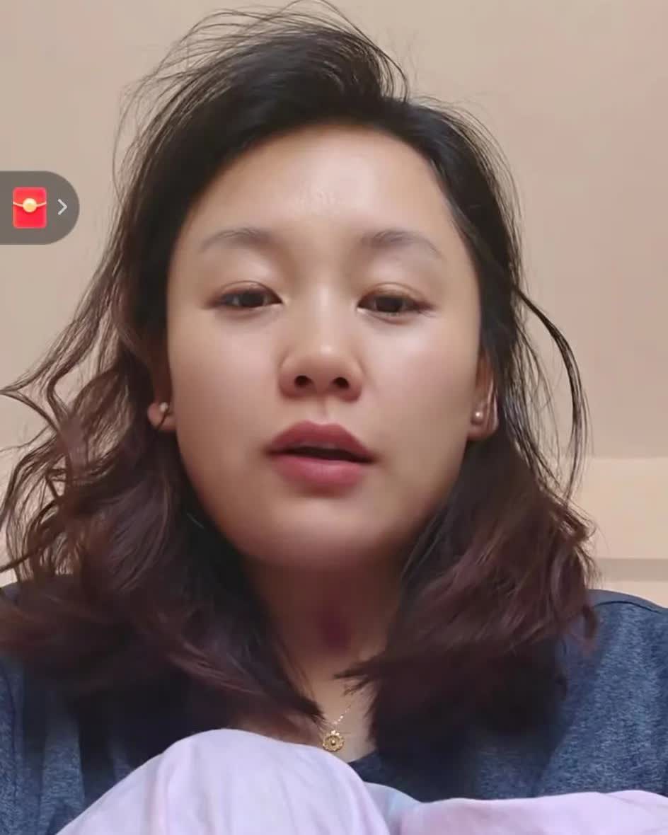 湖北武汉一女子向12306提出建议:建议把带孩子的宝妈人群和不带孩子的分开，或者