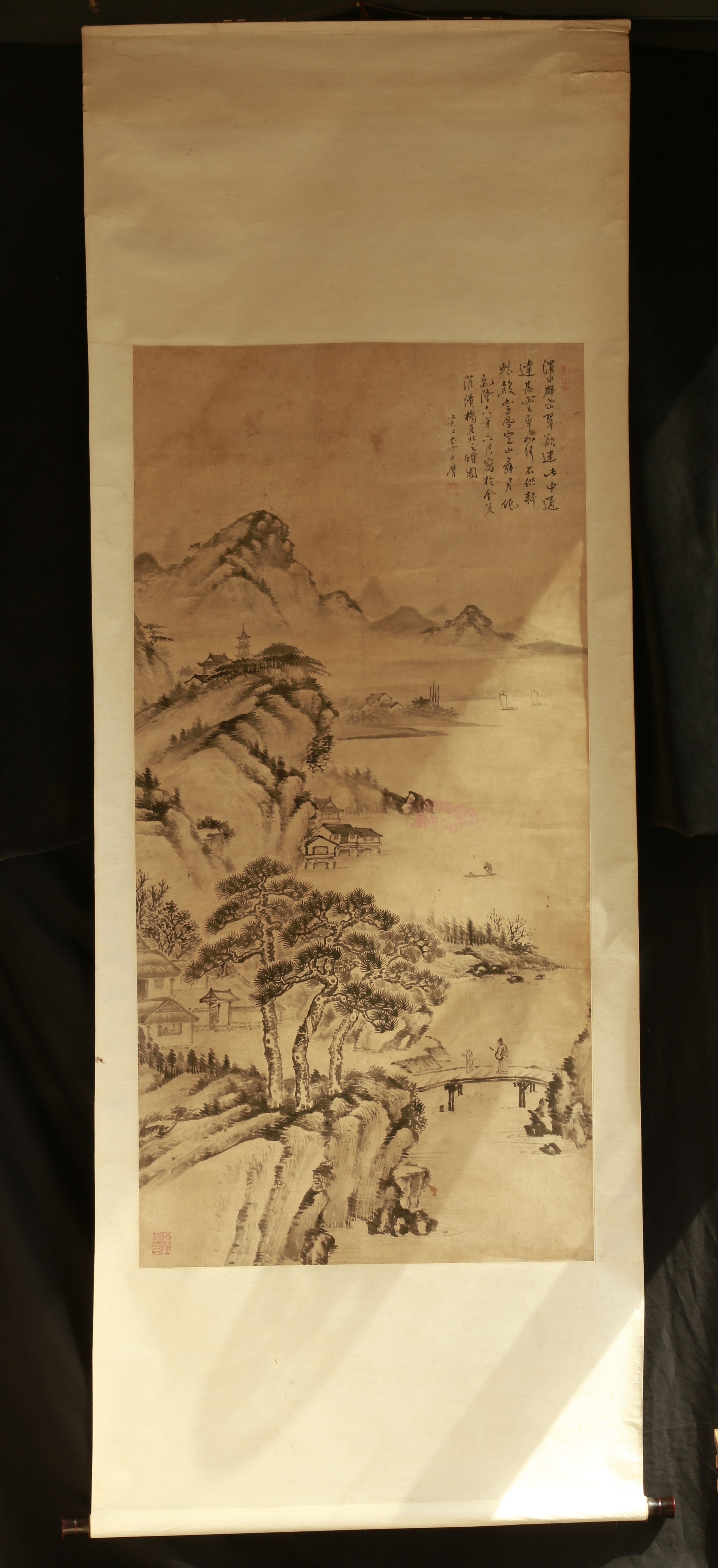 李方膺（款）山水立轴一幅尺寸：画芯长133.5厘米，画芯宽66.6厘米，(画芯