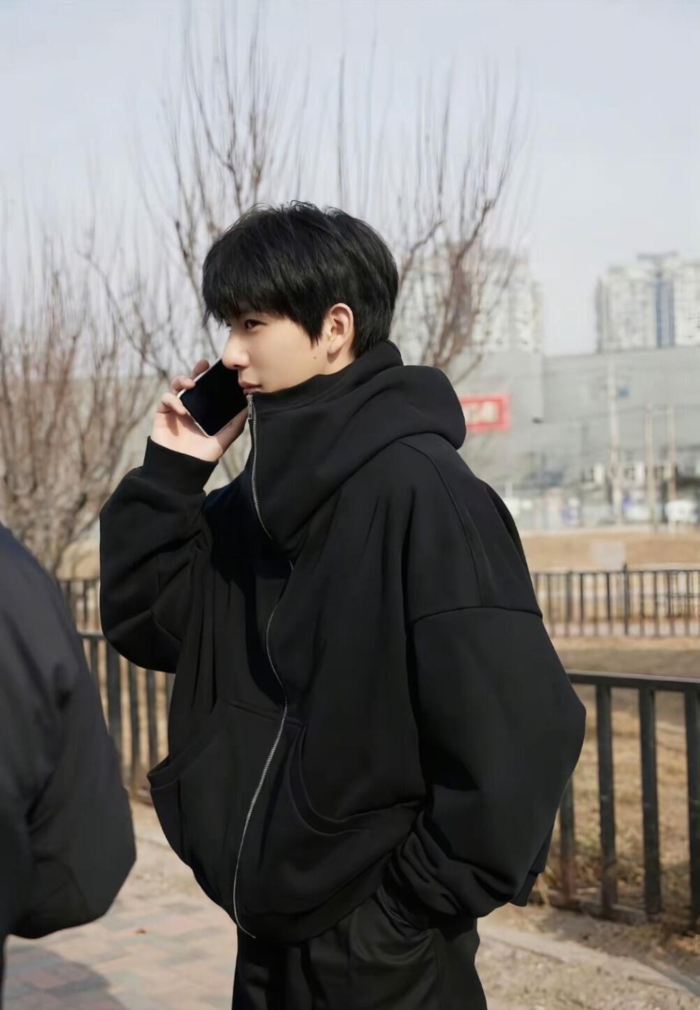 对王安宇没有追星的欲望。。。纯想谈。。。