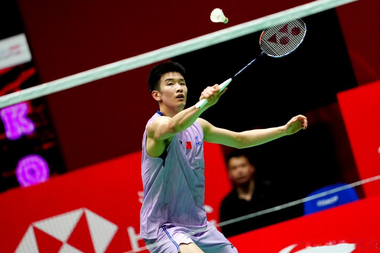德国羽毛球公开赛李诗沣一轮游世界羽联超级500赛事德国羽毛球公开赛25日晚开