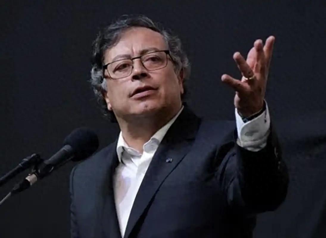 总统不再踏上美国土地？跟中国谈妥之后，哥伦比亚的底气就是足 哥伦比亚总统