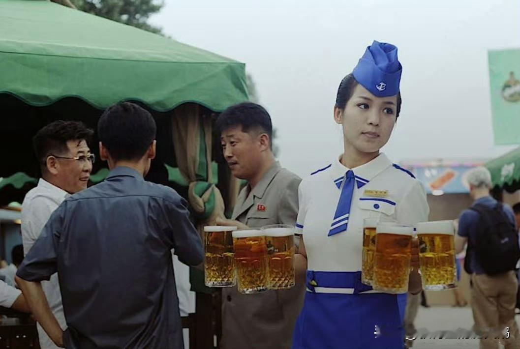朝鲜政府建议该国老百姓每天饮用一升啤酒。这一号召在朝鲜国家电视台的节目中播出，啤