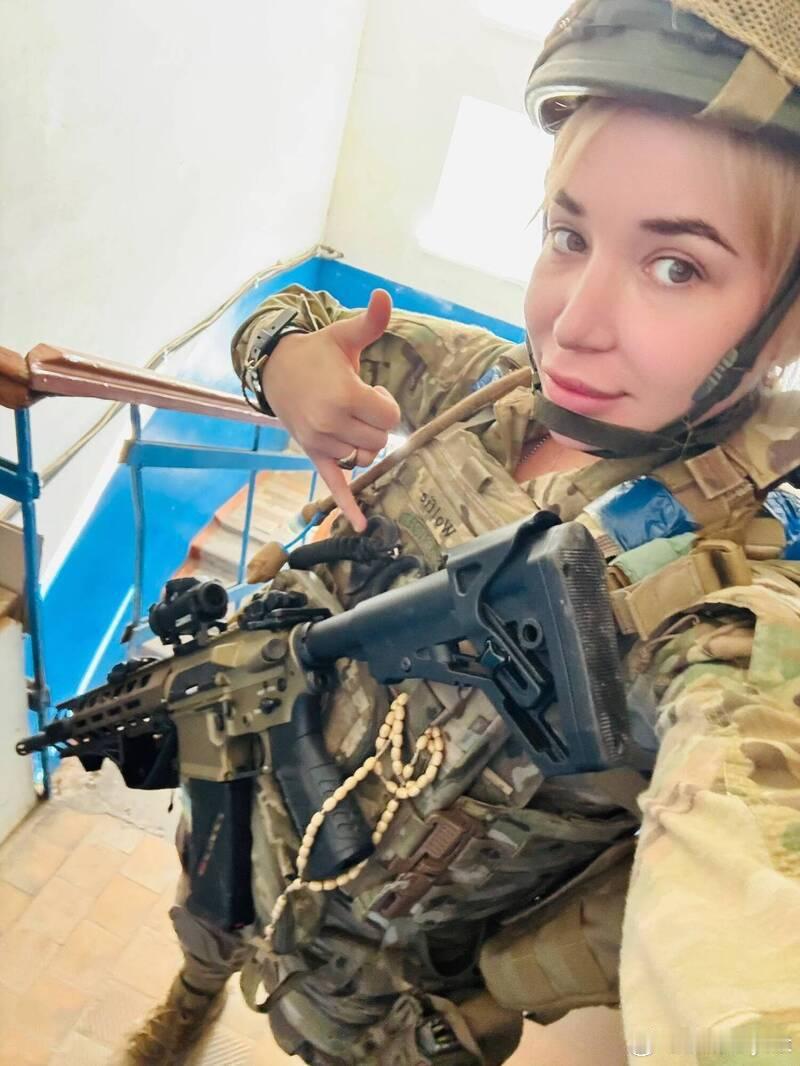 亲俄网络散播乌克兰女兵遭性侵假视频：利用真实照片恶意引流海外新鲜事俄乌战争俄乌