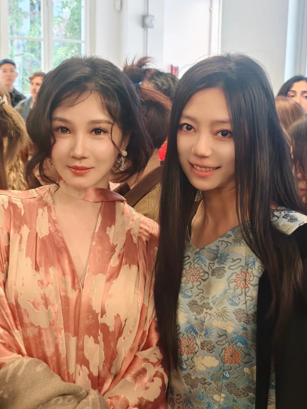 米兰时装周秀场和陈小纭陈妍希（ber陈小纭怎么变这样了？