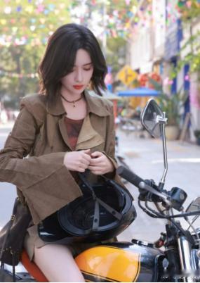 起猛了动画三线建模像孟子义瞳孔地震！易飒建模简直是孟子义本人二次元分人,高挺鼻