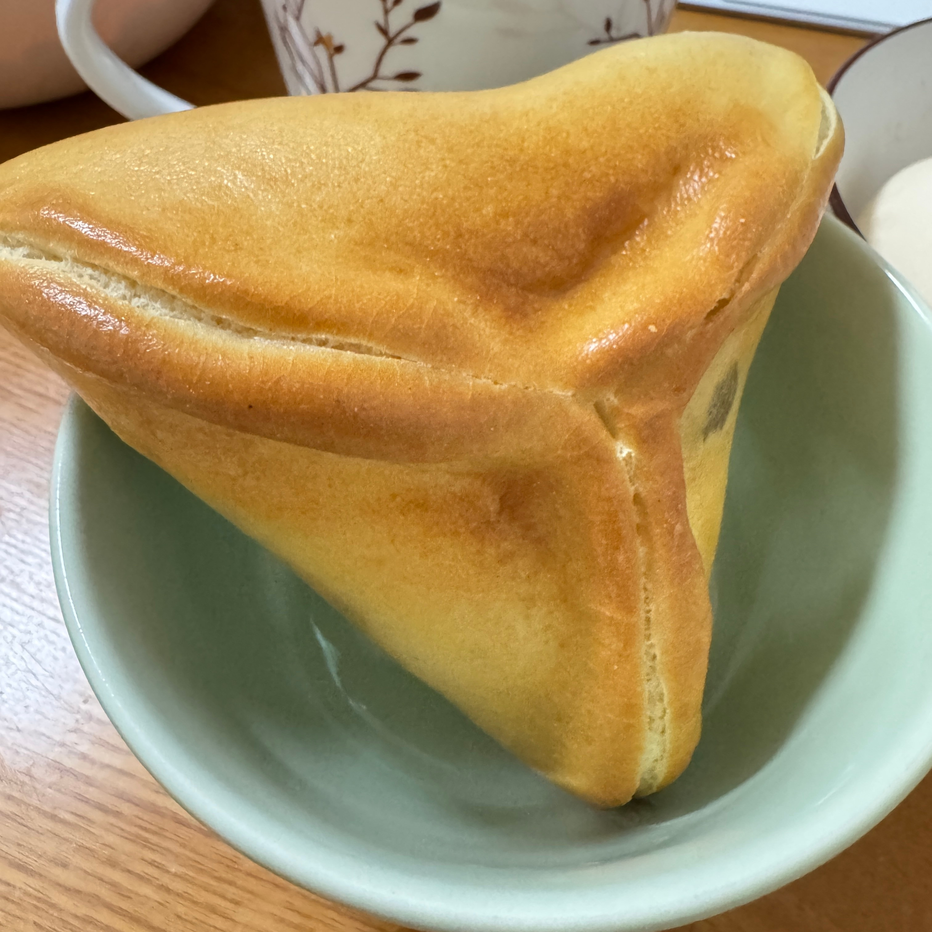 朴素早餐烤包子+水煮蛋