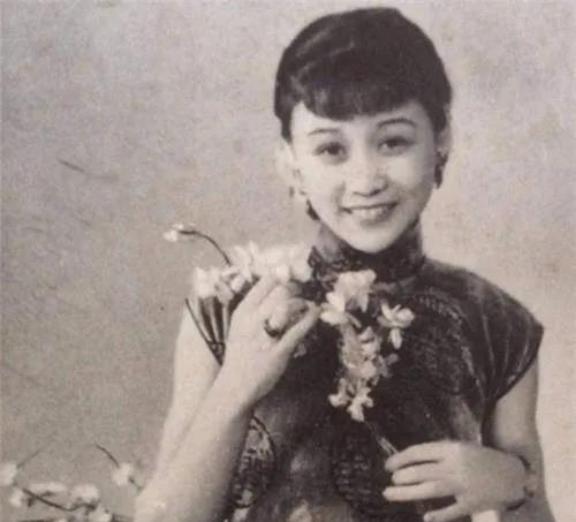 ☁1936年，袁世凯的女儿大婚，进入洞房后，新郎兴致全无，怒骂新娘：“你个