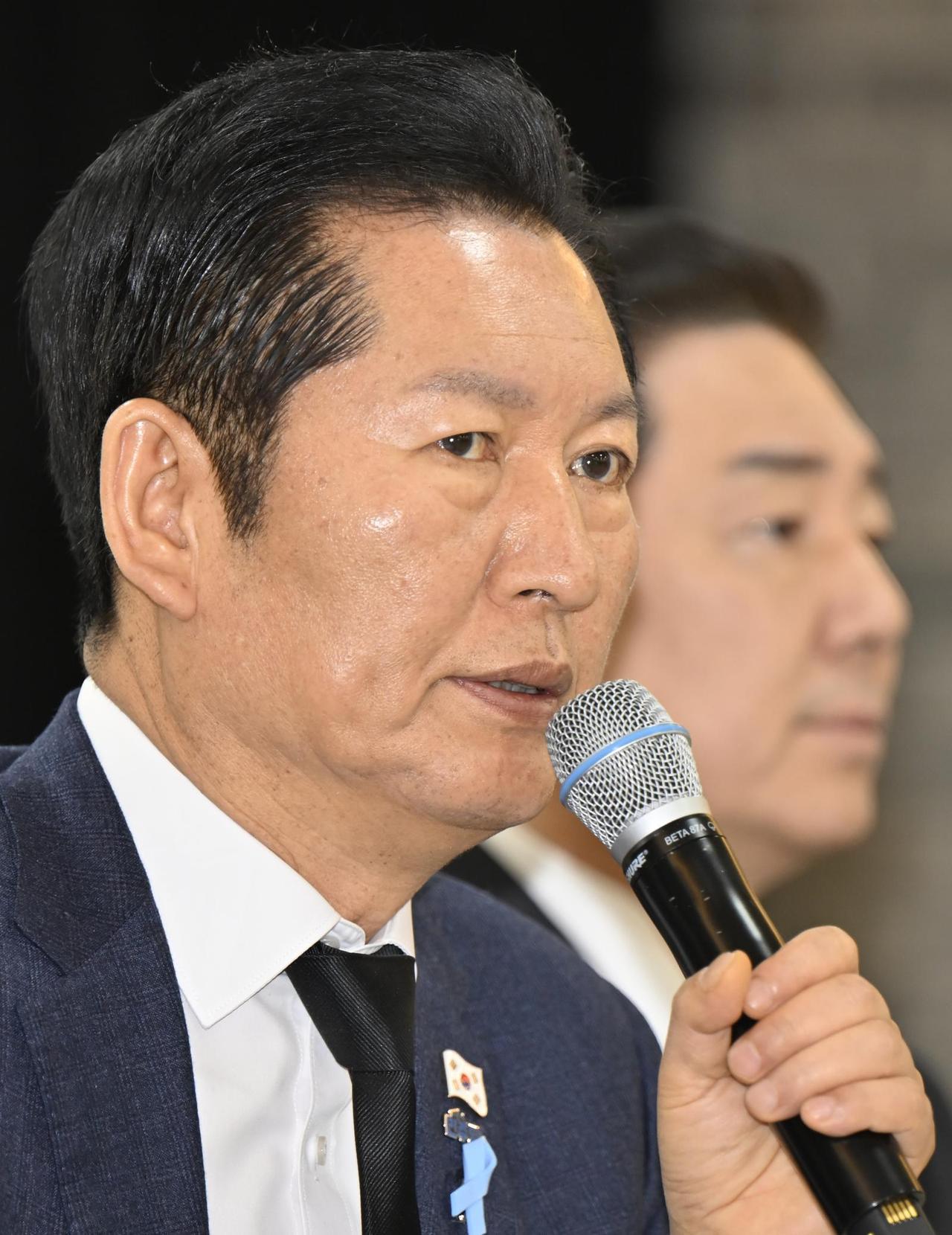 6年追责一场空！韩国前高官无罪释放，背后是邪教12万党员操控政治？2025年