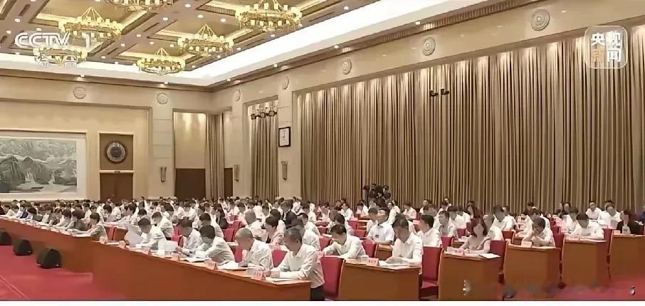 出手了，历史首次！高级别的全国足球工作会议在北京召开！近几年来，中国足球的
