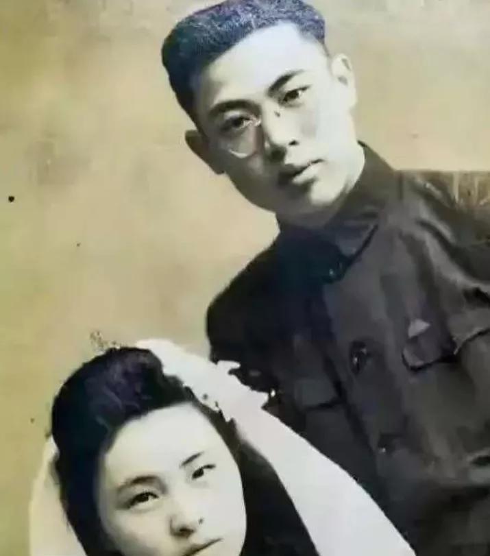 1928年，日本富家女不顾家人反对，远嫁数学家苏步青。哪料，日军侵华期间，富家女