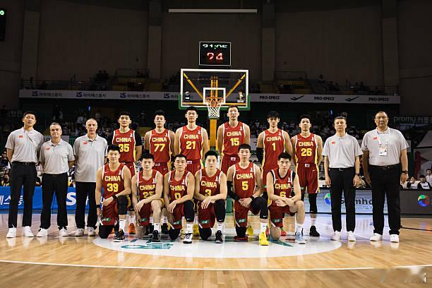 韩国男篮vs中国男篮男篮亚洲杯这不才过去3个月吗？那会儿我们79-71赢了韩国