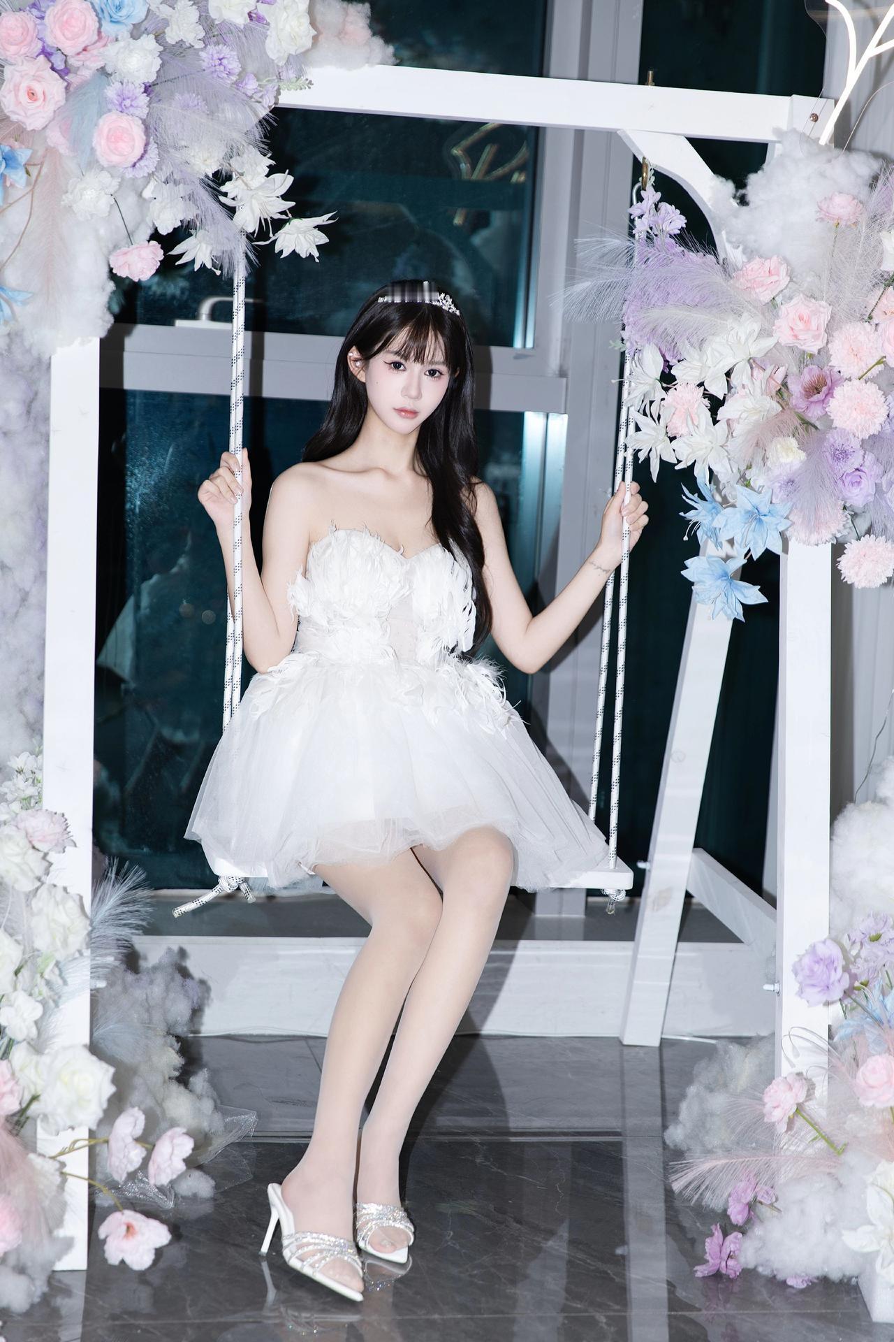 长沙约拍📷-生日写真模特：小雪设备：CanonEOSR62长沙约拍