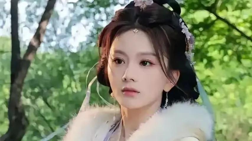 短剧长相甜美可爱的八位女神，你们喜欢哪位？1.马秋元2.杨咩咩3.孟娜4