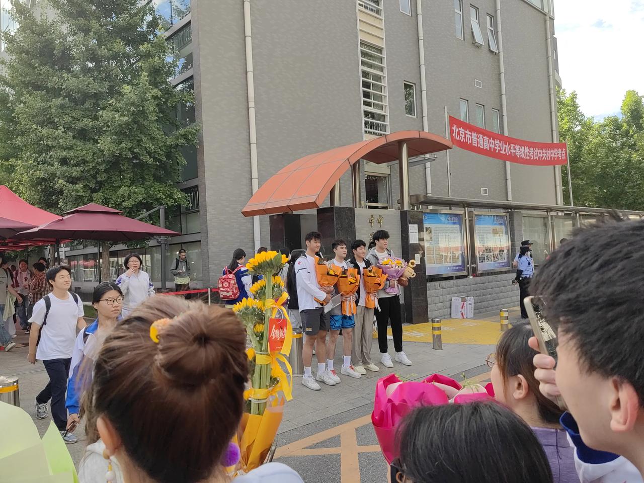 今年的高考结束了，高考成绩可能让许多家长失望，因为我曾经也让父母失望过。40年