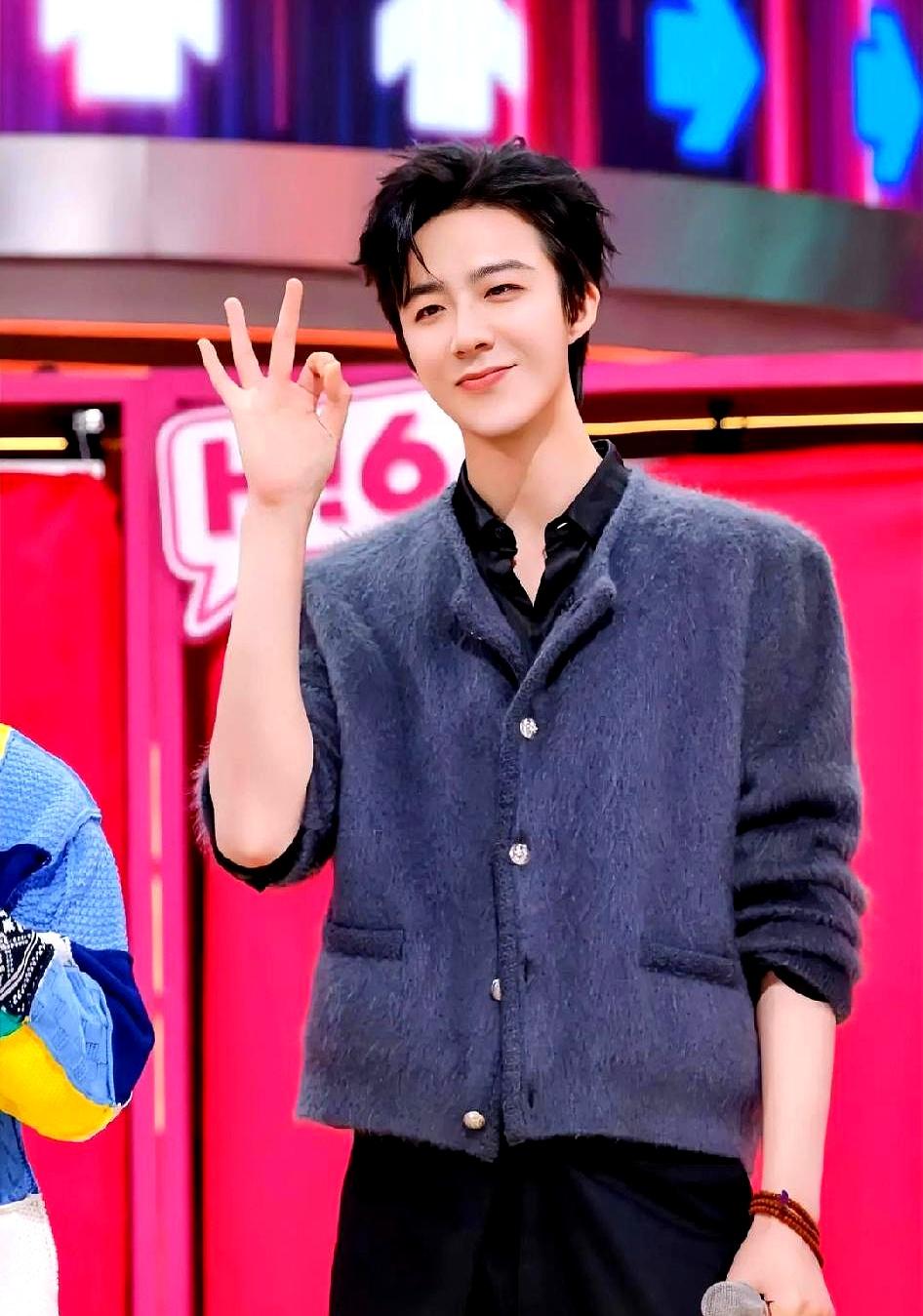 宁可16个月不拍戏，也不谈恋爱，刘宇宁的清醒有点吓人。新剧《书卷一梦》杀