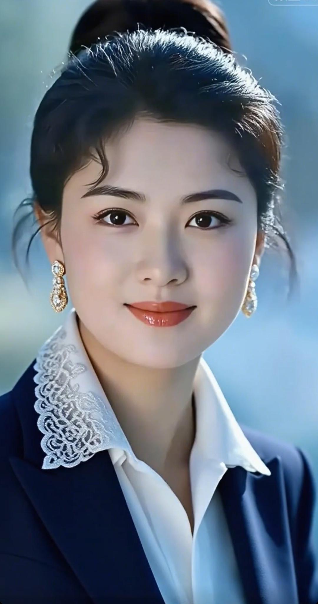 优雅职场风，精致妆容，自信微笑，职场女性的魅力！高雅气质美女美女人像群