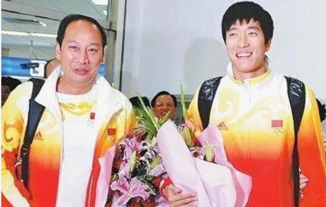 2004年刘翔雅典奥运会拿下110米栏金牌，上海普陀区政府奖励他一套长寿路