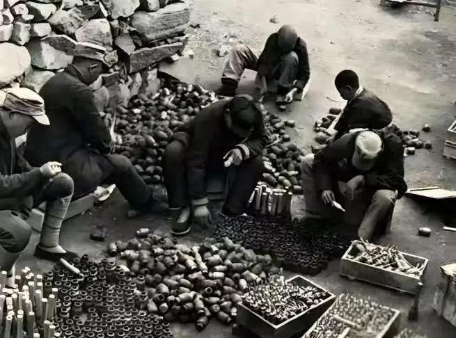 1940年，华北日军之间突然流传起一个恐怖传说：八路军用一种“神秘子弹”打人，中