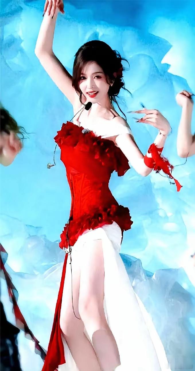 浪姐6成团夜最大的悬念终于来了！​姐妹们发现了没？​芒果台这次给吴宣仪的剧本