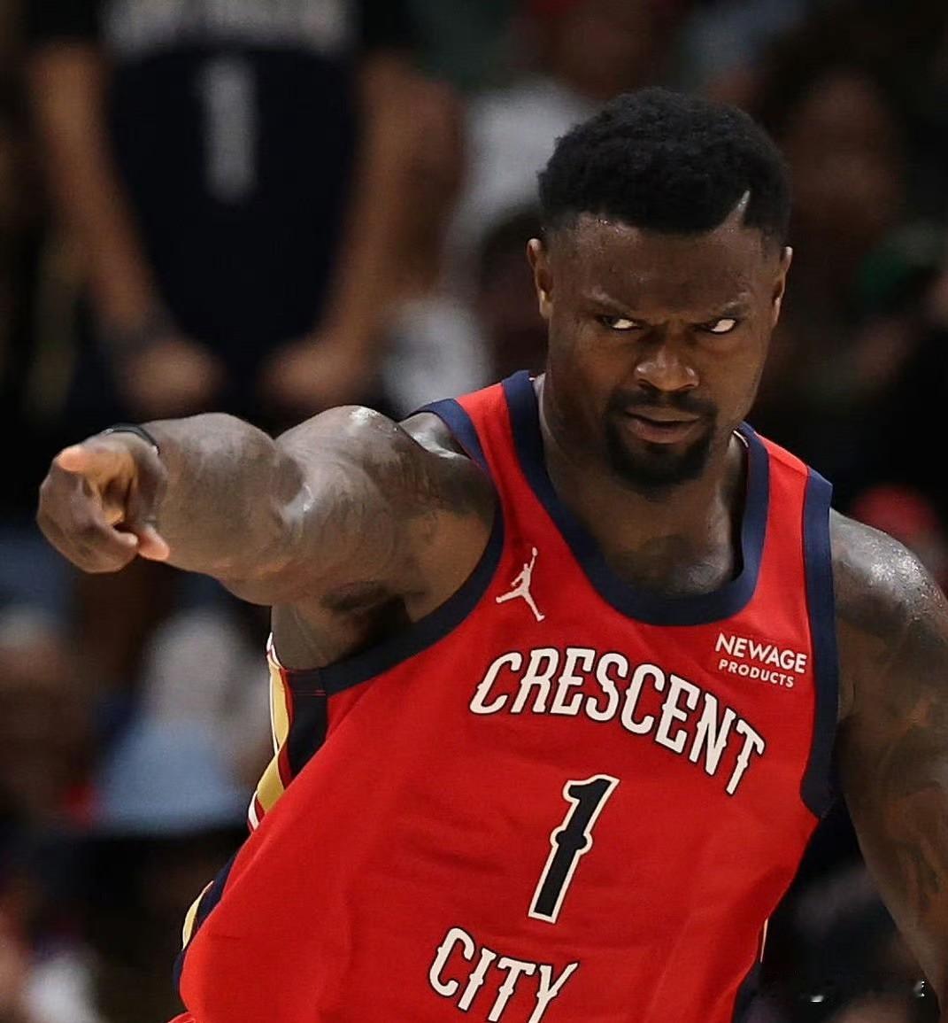 快船学着点！鹈鹕队五连胜了！今天，鹈鹕队又赢球了，锡安在最后时刻连得10分，