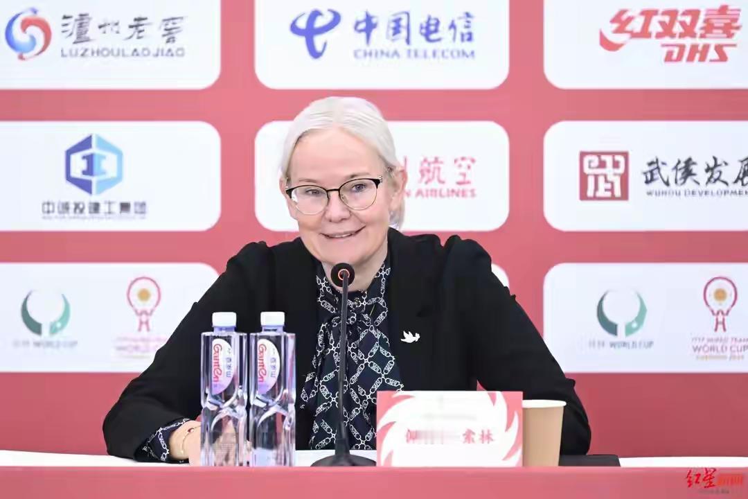 最近国际乒联的2025成都混合团体世界杯可太精彩了！11月30日开幕式就超有排面