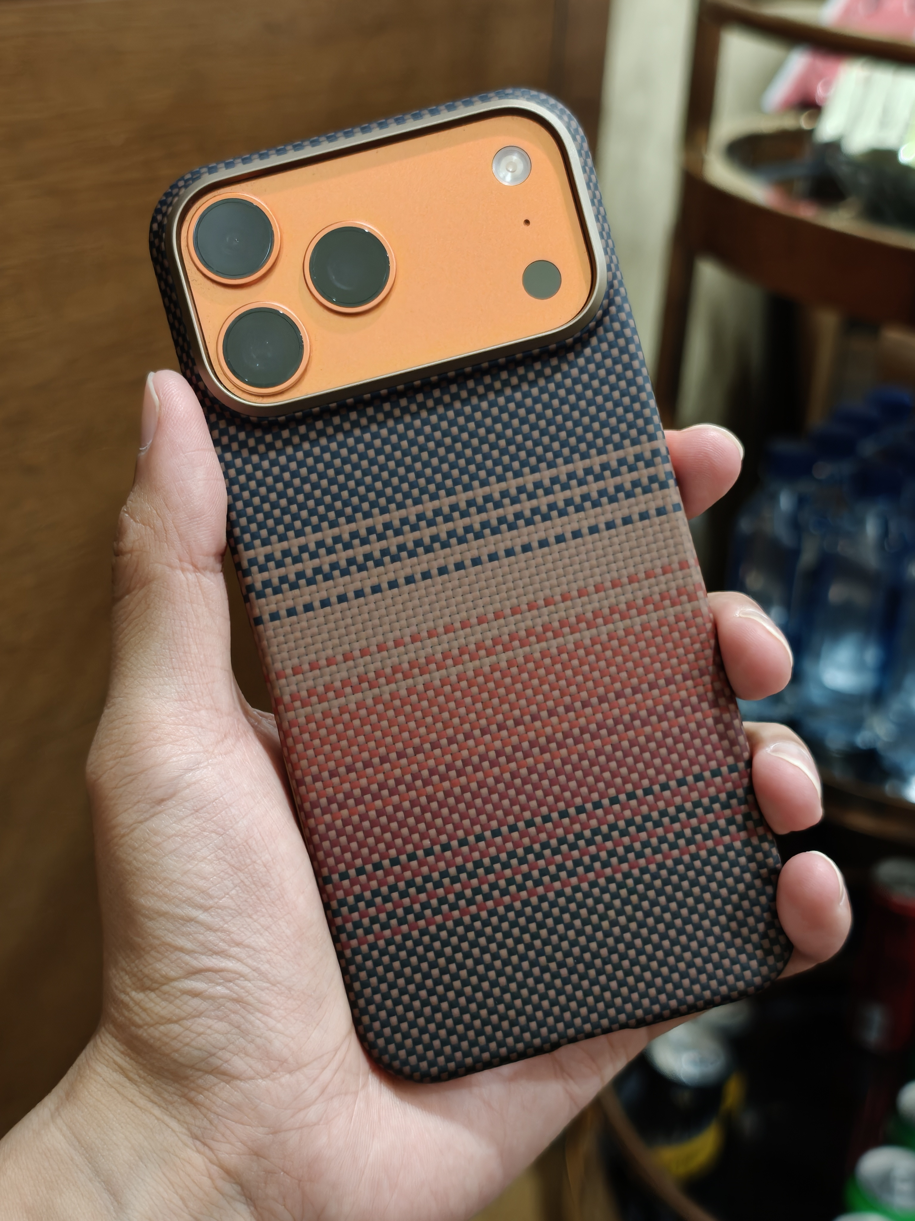 iPhone千万别这样充电了其实吧，正常用就行了，别没事儿去关注什么“电池健康