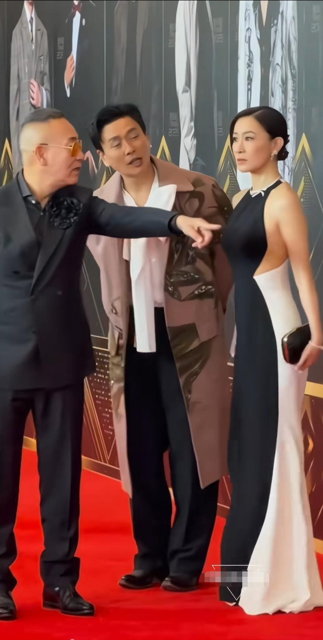 佘诗曼，三十年始终如一。