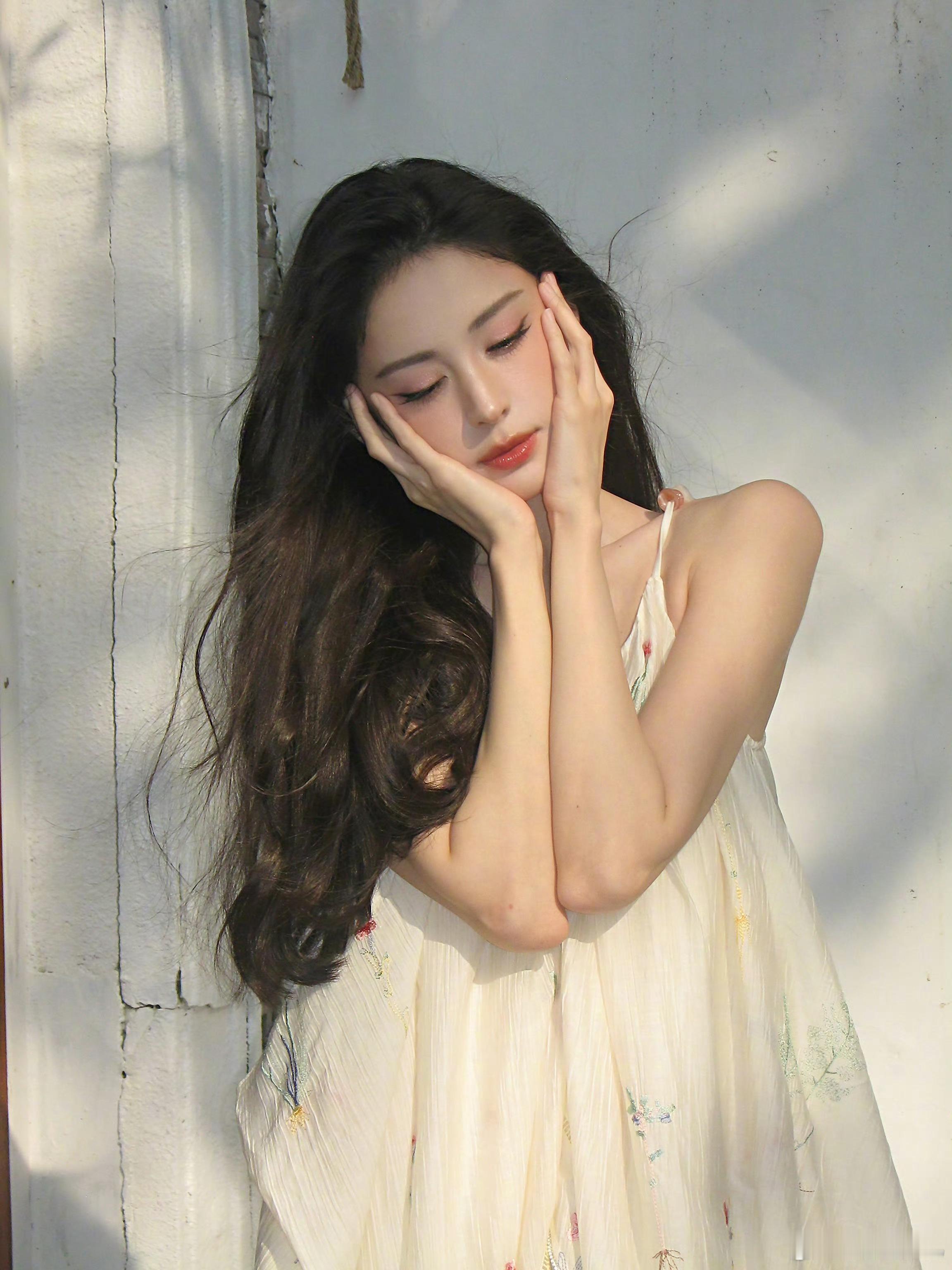 娜扎美的代名词她应该是很多人的缪斯吧～​​​