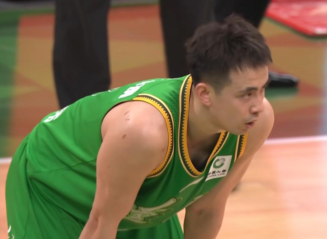 27分6篮板8助攻！赵继伟真的是定海神针CBA常规赛福建对阵辽宁；皮特森轰下4