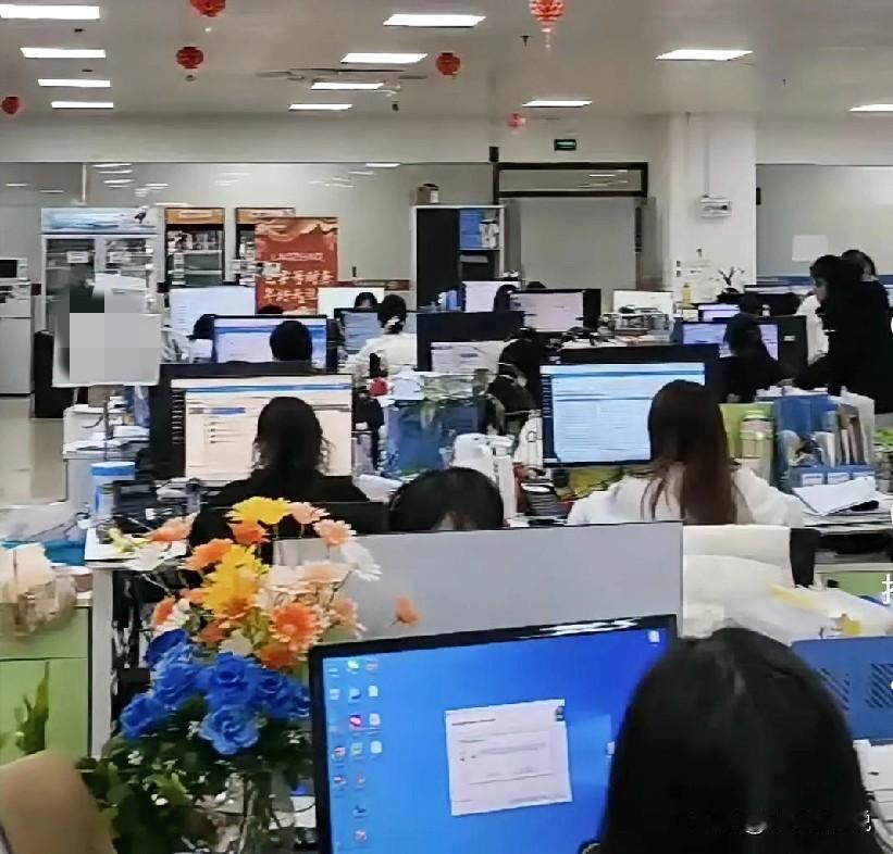 部门内部做年终述职，hr总监教了我们一招“艺术成分很高”汇报技巧：当工作结果没达