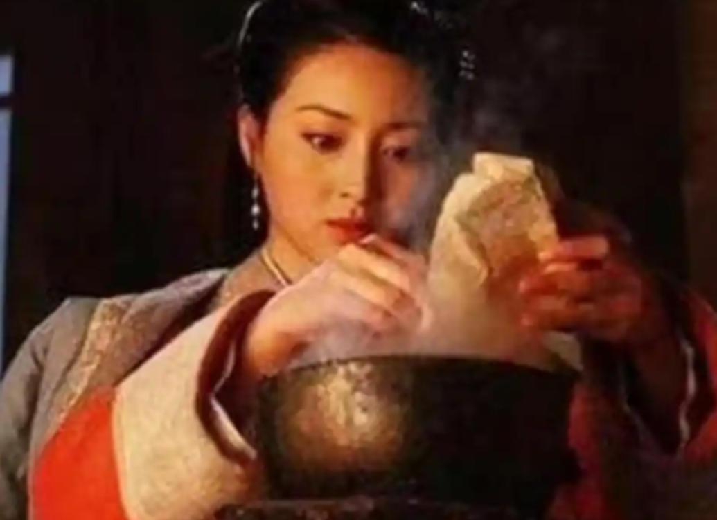 古人常说的春药到底是什么？其实原料就在你家厨房边上！麻烦各位读者点一下右上角