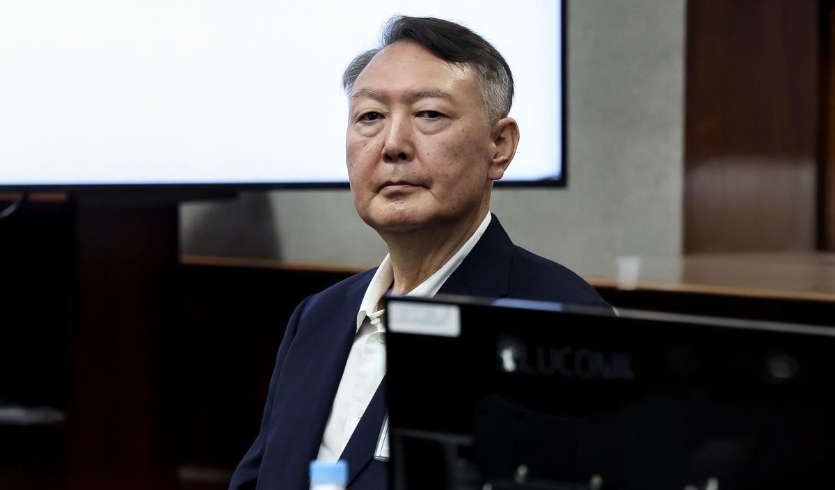 韩国检方要求判处尹锡悦10年有期徒刑，这个刑期是不是太短了？要知道，朴槿惠账面