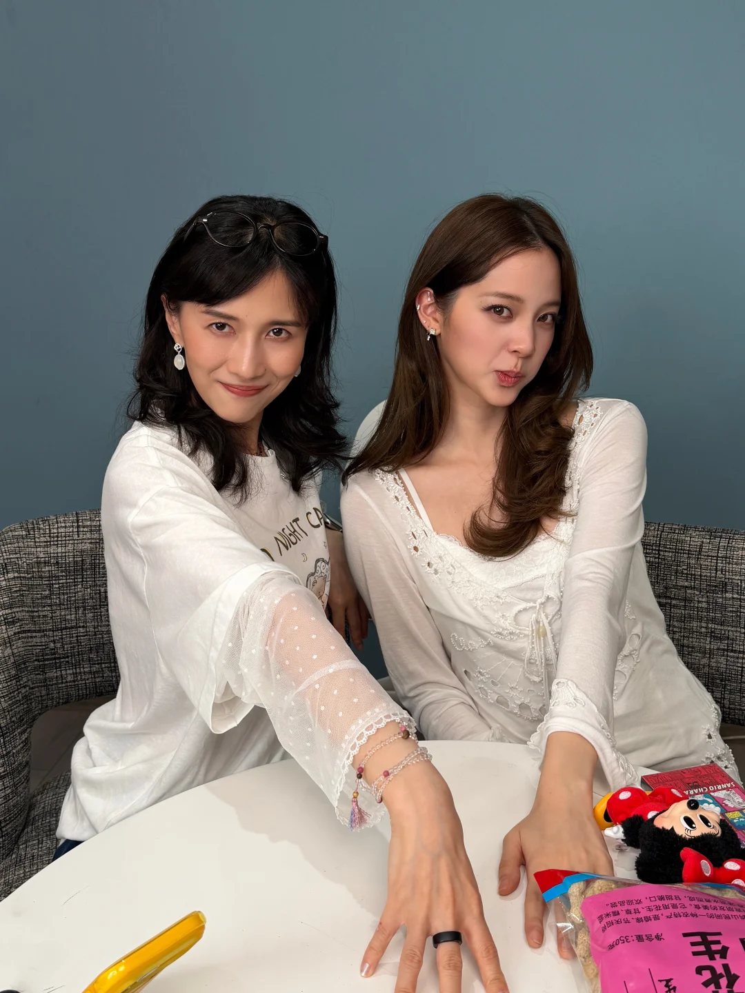 📢papi热烈欢迎本期来宾：欧阳娜娜👏