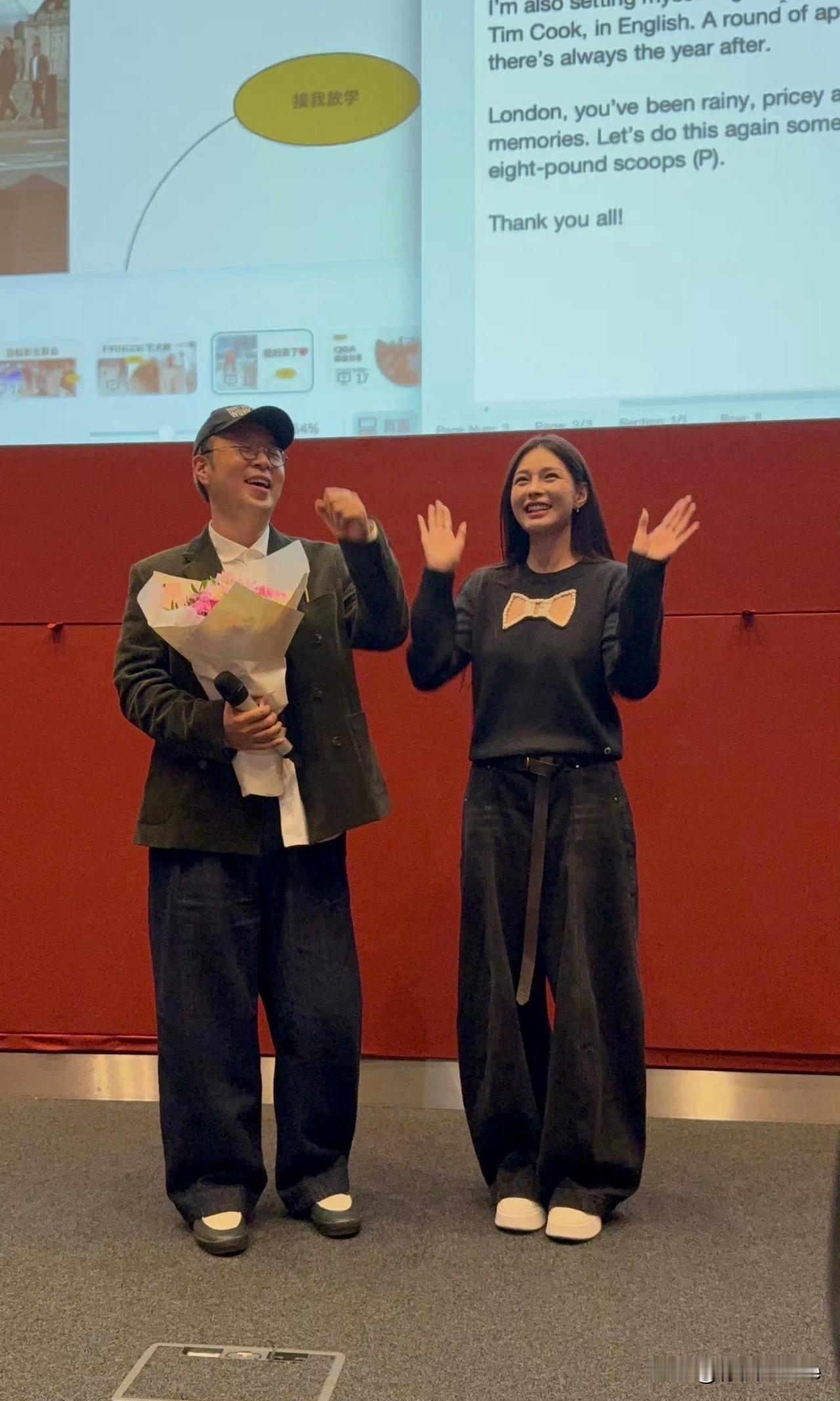 10月25日,杜海涛参加毕业典礼,沈梦辰到场送花,杜海涛还在现场当众亲了沈梦辰!