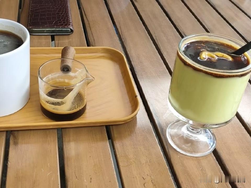 孟连傣族拉祜族佤族自治县，隐匿于云南普洱的西南边境，与缅甸山水相依，素有“边地绿