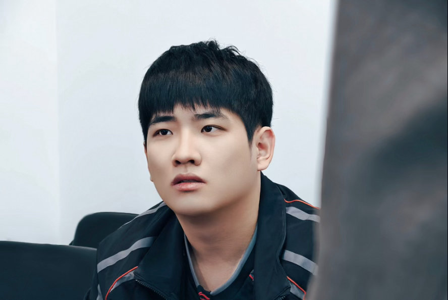 Jwei疑似加入EDG听说第二赛段iG的辅助选手选择了Meiko，原本的“硬辅开