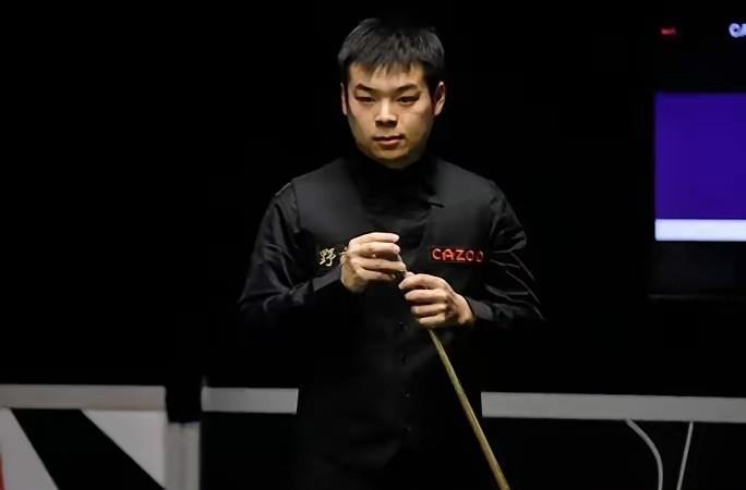 斯诺克英锦赛中国军团3人进8强，丁主任和张安达晋级！赵心童崩盘其粉丝闭嘴！