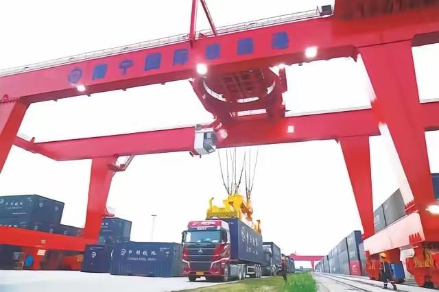 张召忠四字判词成真！中越军演现残酷代差：越南T-55坦克在99A面前如同废铁2