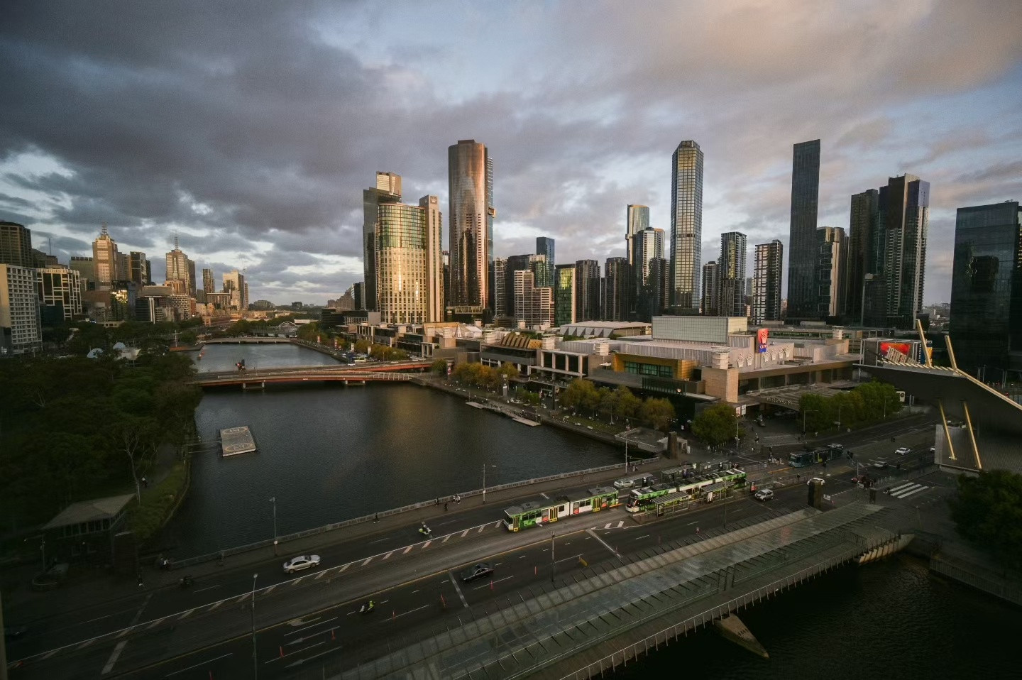 【要GDP还是要Baby】人口过度向北上广深一线城市集中就会像日本韩国一样断子绝