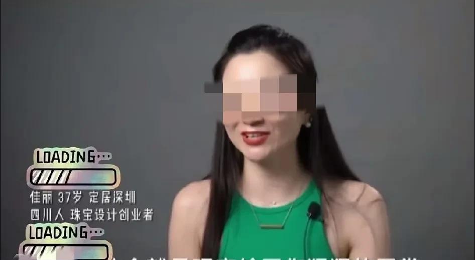45岁大龄剩女，当发现要与九零后抢男人时，后悔了…女子说她身边的大龄剩女剩下的