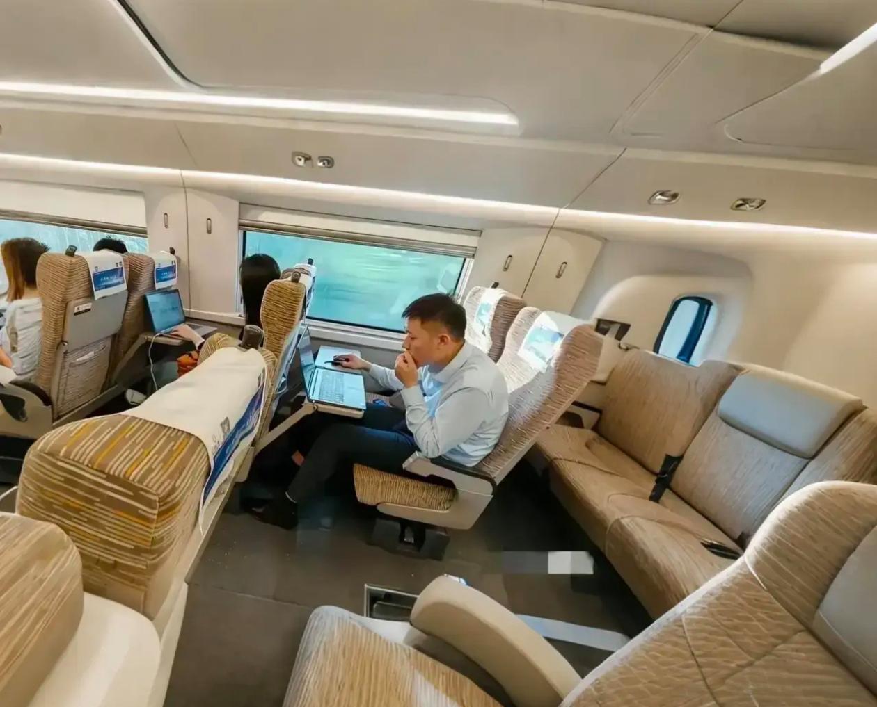 这一个月咋也的3-5万