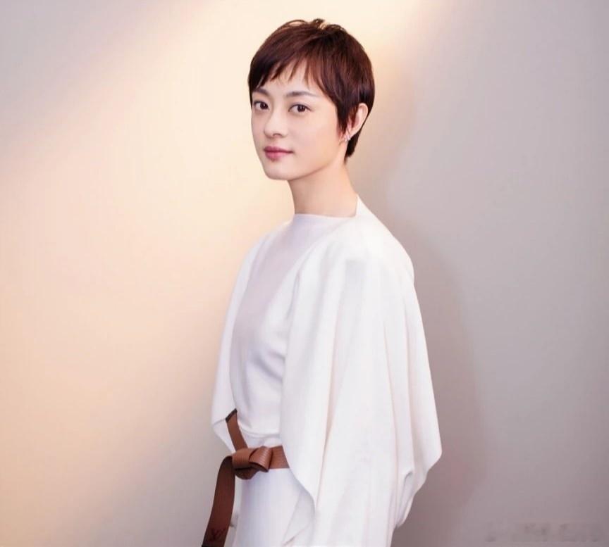 主持人问孙俪:“你这辈子做得最正确的一件事是什么？”孙俪脱口而出:“生孩子是我这