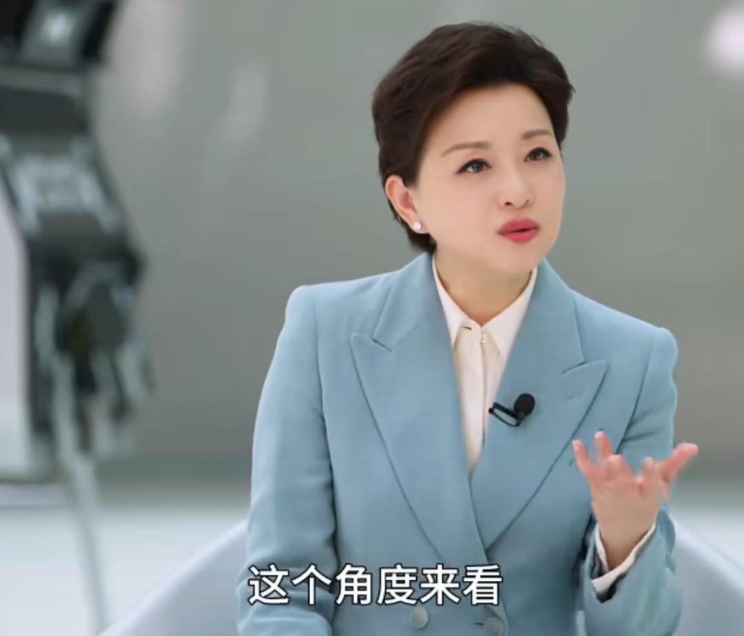 杨澜女士在探寻人工智能的节目中谈到，高科技企业的研发投入是比较多的，那么从银行的