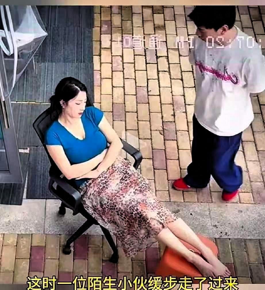 武汉一女子开了一家理发店，因为是新开的没有什么生意，日常到店顾客不多，房租、耗材