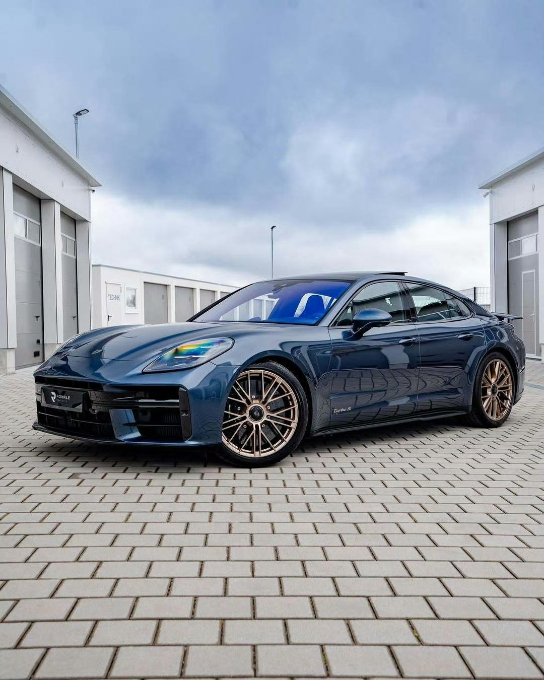 保时捷PanameraTurboSE-Hybrid