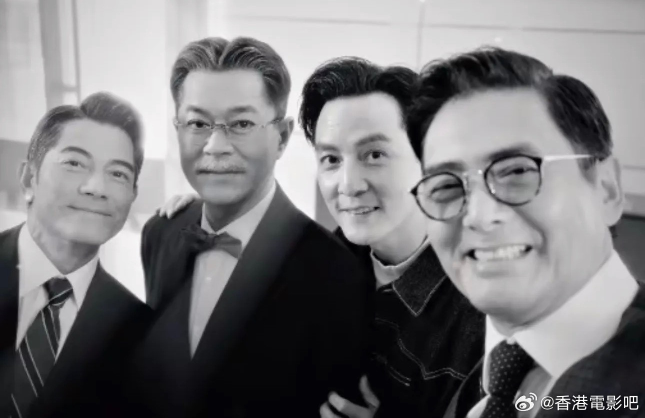 一张合照背后的秘密。