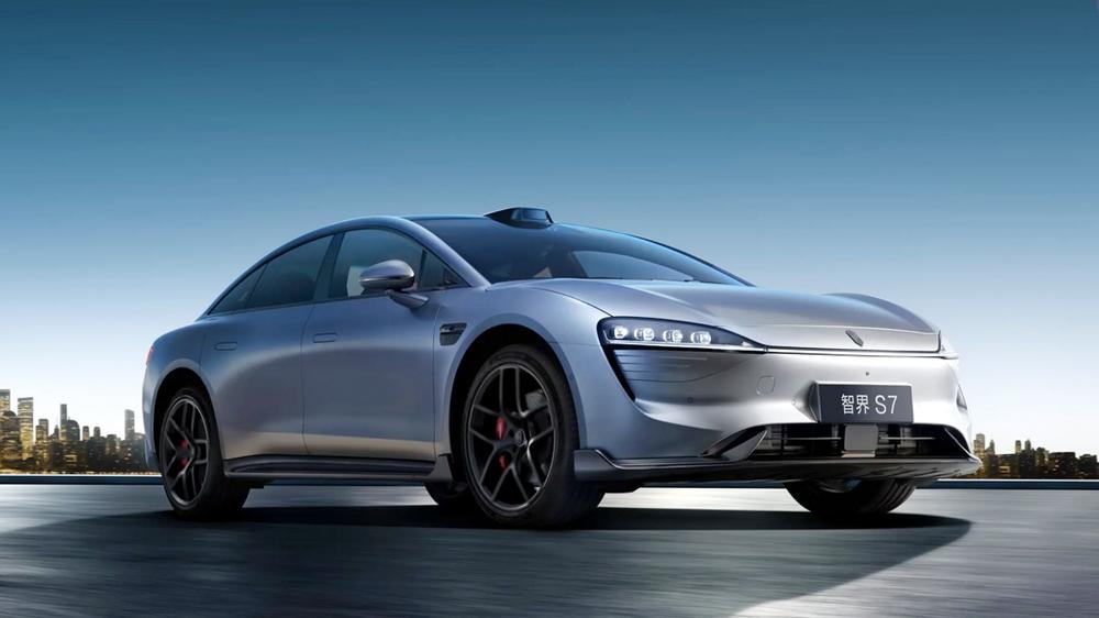 极氪001、智界S7、岚图追光：三款被低估的国产轿车，能否逆袭？