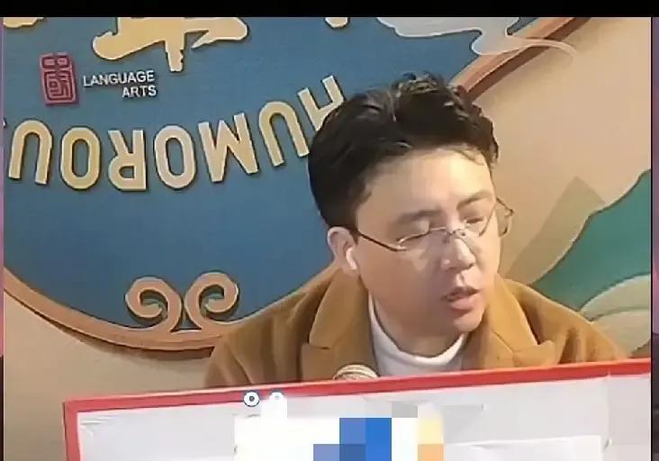 钱程在直播间劝杨威别去纲丝节，说场面太大容易招黑，对杨家不好。这话一出，网友立